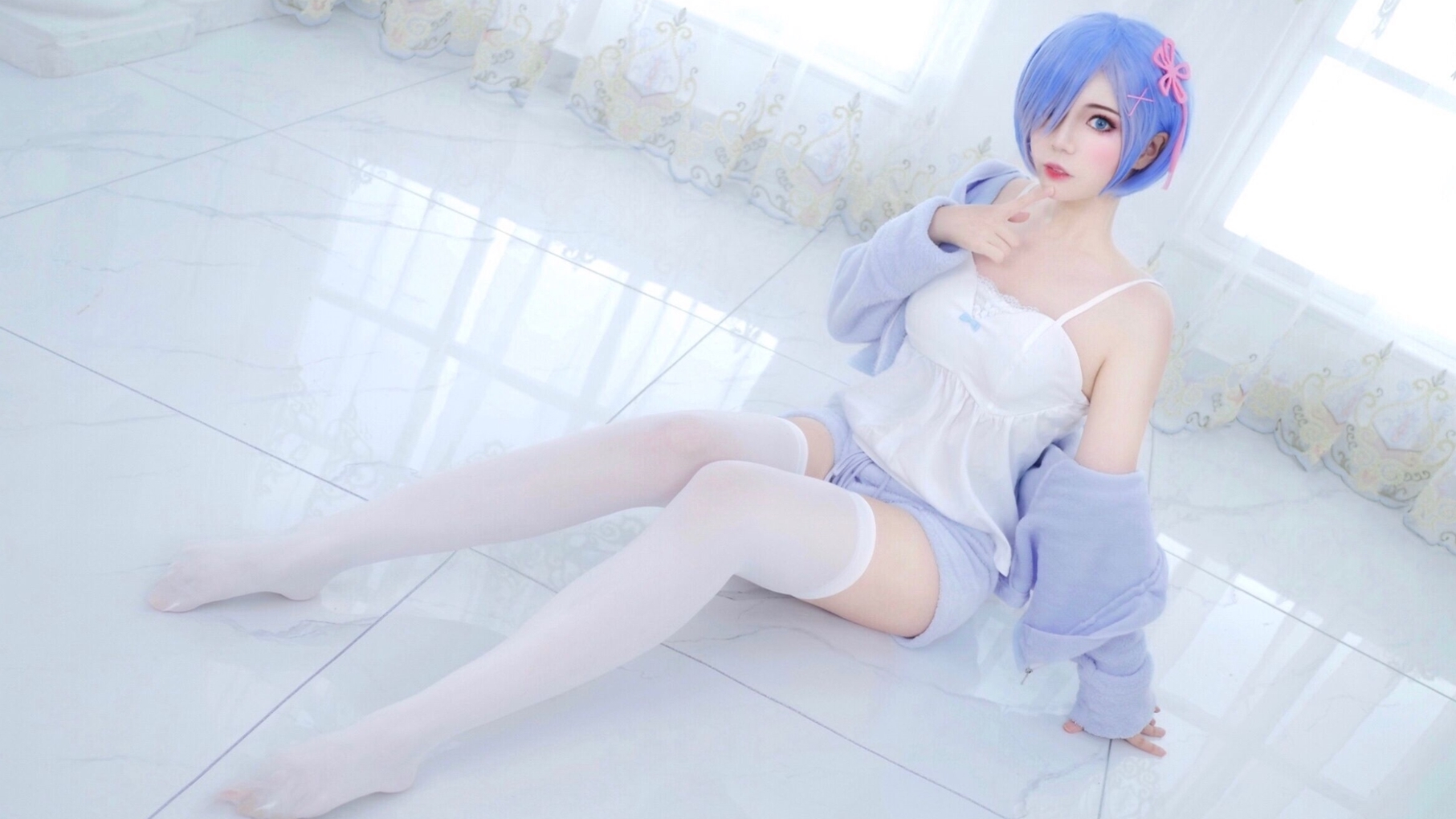 【椰汁兔】请不要拒绝这样的蕾姆呀️白丝小肉腿儿 Nonono-Apink #夏日蕉易战#